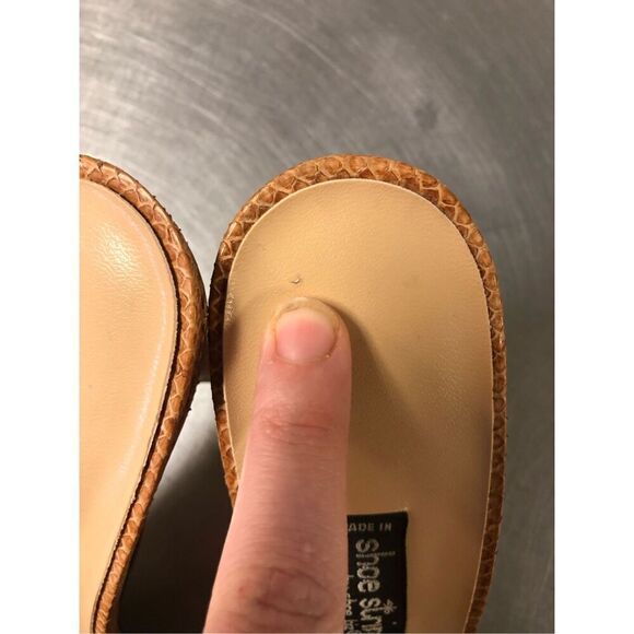 Shoe Strings by Shoe Biz Women’s Open Toe Brown Snakeskin and Leather Heels. No - Picture 10 of 10